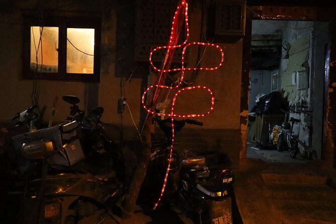 Imperial Beijing Central Axis Journey by bike - What to watch for: comfort, timing, and weather reality