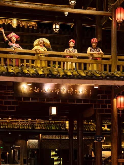 Impression of Liu Sanjie in Yangshuo, Guilin - The River Stage: What the 2-Kilometer Setup Feels Like