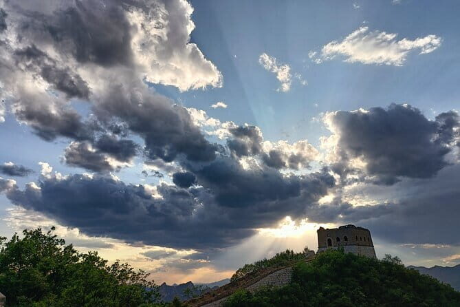 Jiankou Great Wall private guided day tour in English - 10:00 hotel pickup and the 2-hour drive into the countryside