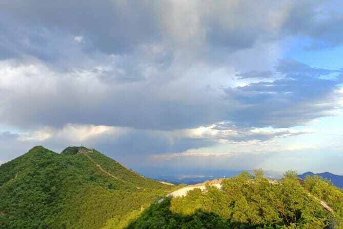 Jiankou Great Wall private guided day tour in English - The dirt-trail climb to the wall: why the hike is the main event