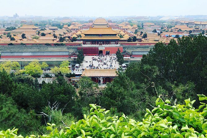 Jingshan Park Tour - Jingshan Park hilltop: the Forbidden City viewpoint that makes the day