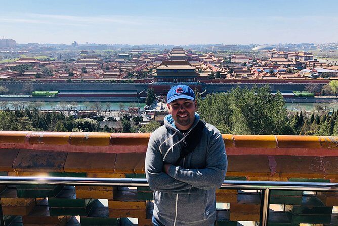 Jingshan Park Tour - Hotel pickup and a private guide that keeps your route sane