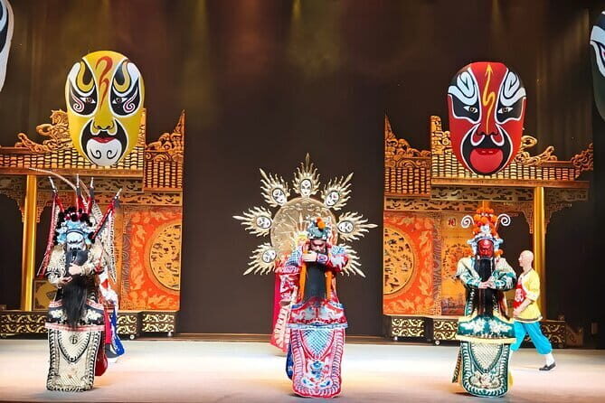 Jinjiang Theater: Eight-Face Changing-Legendary Sichuan Opera - The 8:00 pm Program: From Opera Excerpts to Puppet and Dance
