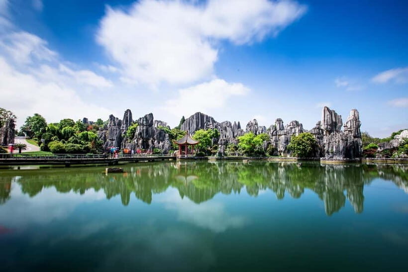KunmingStone Forest Private Tour:Scenic Walks+Guide Insights - Major Stone Forest Area: Lotus Peak and Sword Peak Pool Moments