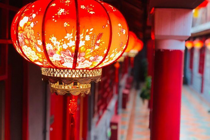 Lama Temple, Hutong and Silk & Pearl Market Private Day Tour - Wudaoying Hutong: the stone-alley Beijing most people miss