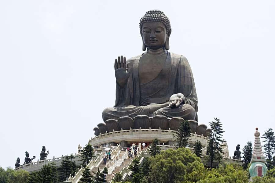 Lantau Island Tour with Crystal Cable Car - Tung Chung, then Tai O: why the local-bus style pacing matters