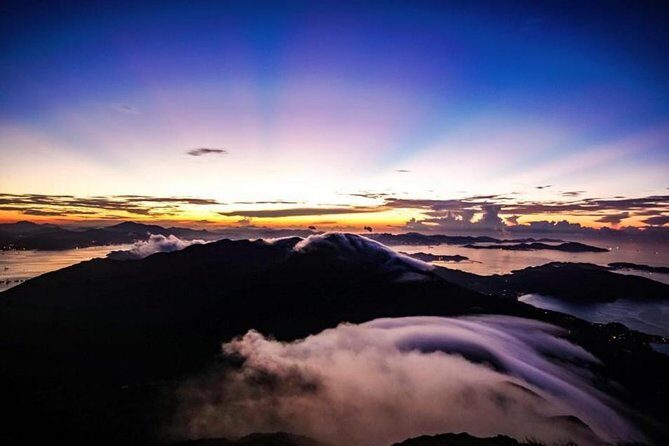 Lantau Peak Sunrise Climb - Quick Takeaways