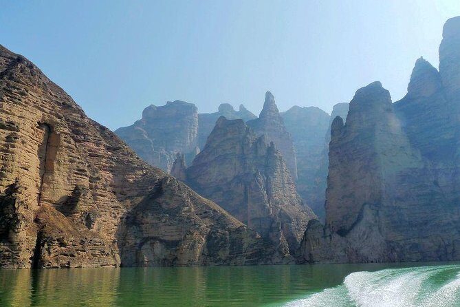 Lanzhou Private Day Tour: Binglingsi Grottoes and Liujiaxia Gorge - Lanzhou to Binglingsi: Why this UNESCO stop works as a day trip