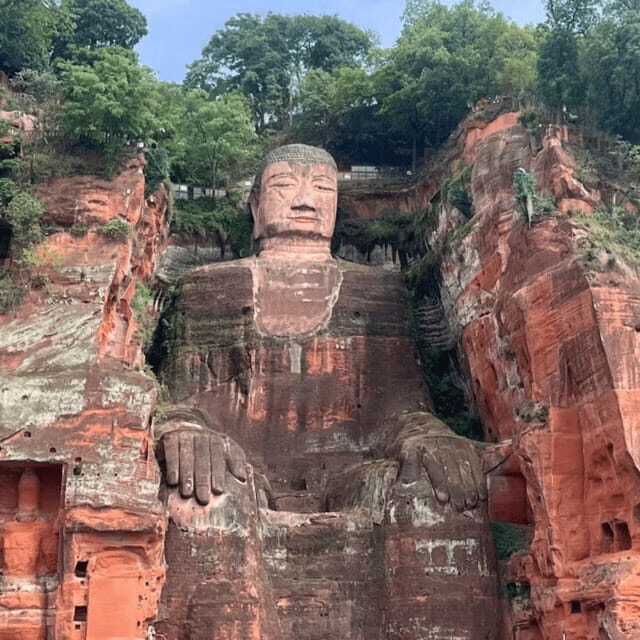 Leshan Giant Buddha Tour: Discover Ancient Stone Masterpiece - Your 4 Hours at the Buddha: Photo Stop, On-Site Time, and Self-Guided Flow