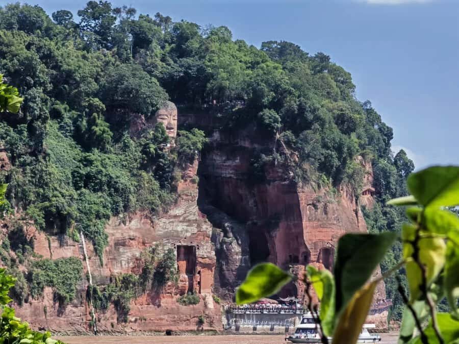 Leshan Grand Buddha Scenic Area and Panda Park Day Tour - Leshan Giant Buddha: UNESCO Scale You Can Feel