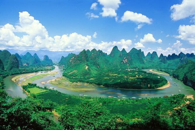 Li River Cruise and Yangshuo Private Day Tour from Guilin - Lunch on Board at Noon: Easy Food, But Time Your Deck Moments