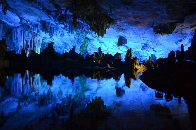 Li River Cruise Reed Flute Cave Elephant Hill Daxu Town Day Tour - Private door-to-door in Guilin: less stress, more time for photos