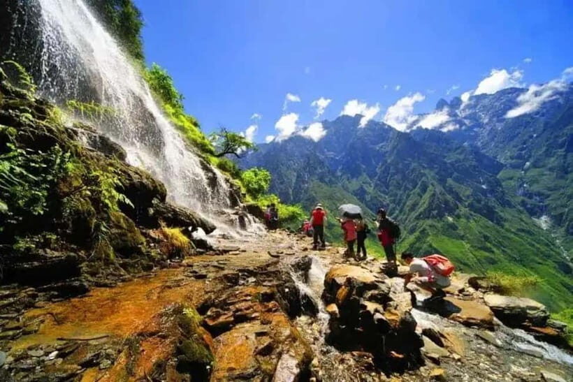Lijiang: Tiger Leaping Gorge with Lijiang Private Tour - Tiger Leaping Gorge From Lijiang: why private feels worth it