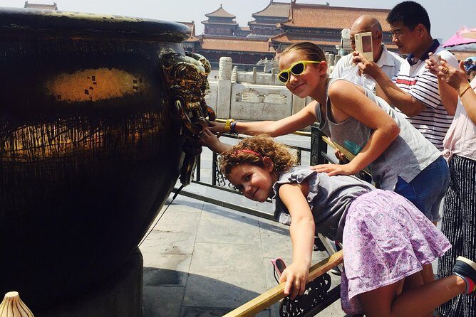 Local's Beijing: Forbidden City Insider Tour +Temple +Duck Feast - Crowd Management: Where Guides Really Make the Difference