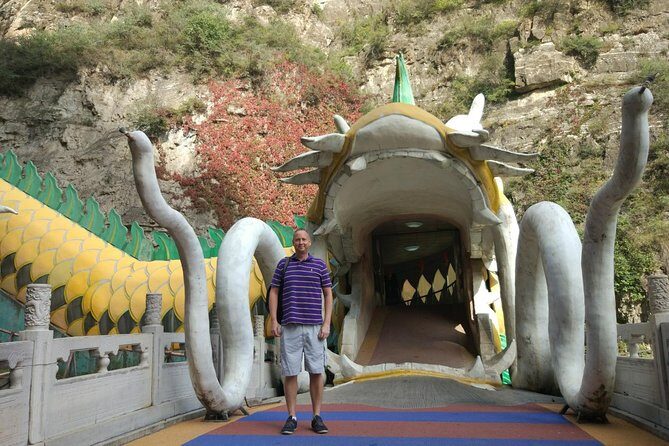 Longqingxia Gorge Cruise and Guyaju Cave Dwellings Private Day Tour - Lunch at a farmer’s house: where the day turns local