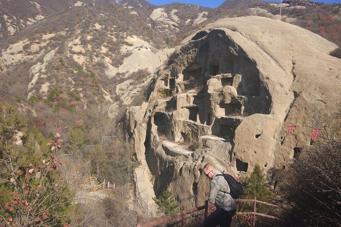Longqingxia Gorge Cruise and Guyaju Cave Dwellings Private Day Tour - Guyaju cave dwellings: more than 170 rooms carved into rock