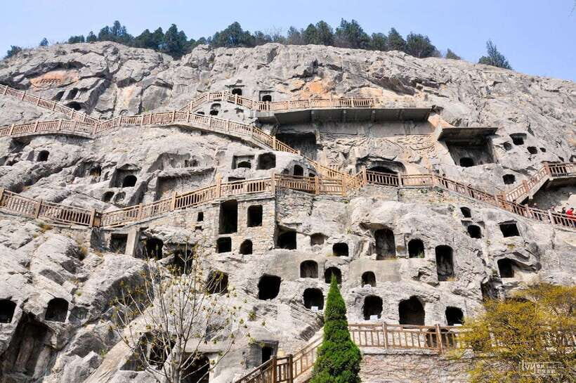 Louyang Day Tour from Xian: Longmen Grottoes, Shaolin Temple - From Xi’an pick-up to Luoyang station: the early start that makes the day work