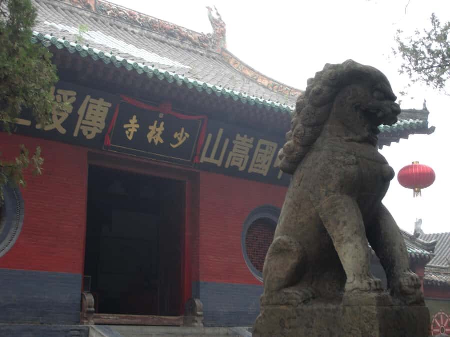 Luoyang: Day tour from Xian or LuoYang with tickets options - The day’s rhythm: 9am pickup and real-world timing