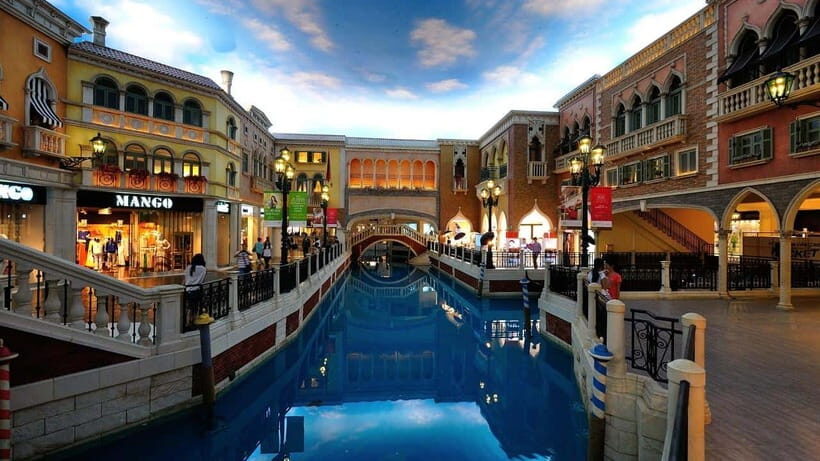 Macau: Venetian-Style Gondola Ride - Marco Polo Canal vs Grand Canal: Picking Your Version of the Glide