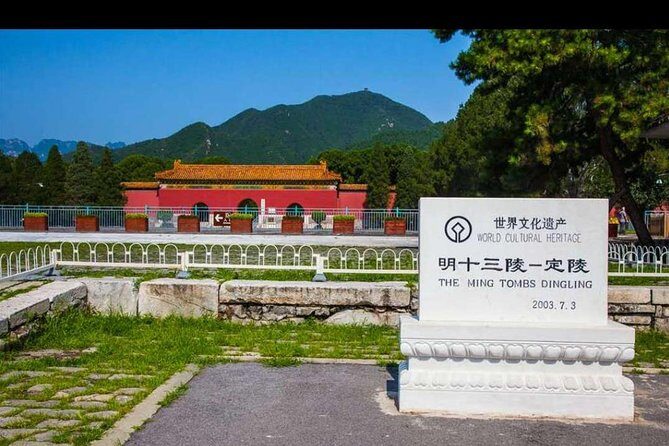 Mutianyu Great Wall and Ming Tombs Private Tour with Options - Mutianyu Great Wall: restored, dramatic, and more manageable than the busiest spots