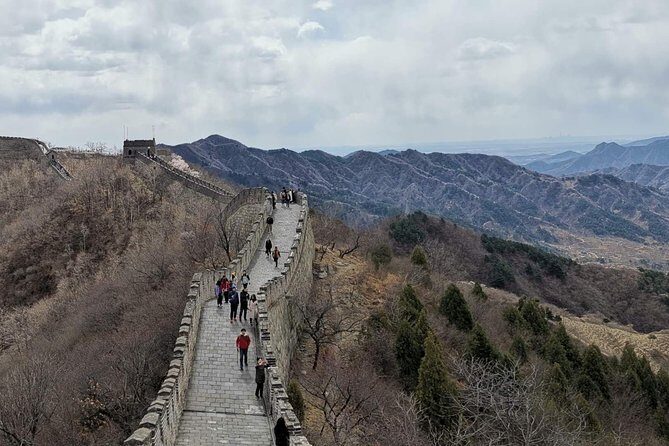 Mutianyu Great Wall Private Trip VIP Fast Track from PEK Airport - Lunch stop: a simple local meal without derailing the schedule