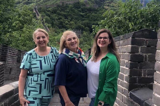 Mutianyu Great Wall Tour with English driver - At the Gate: How the Driver Helps Without Being a Full Tour Guide
