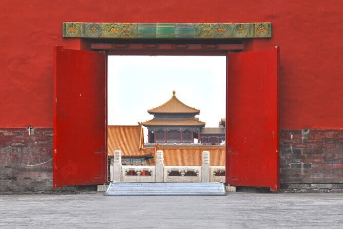 Mutianyu GreatWall BusTour - Quieter Mutianyu Vibe: Who You’ll Share the Wall With
