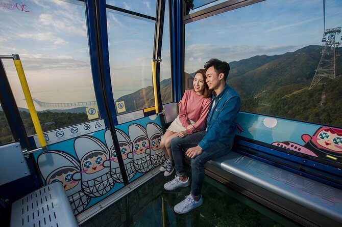 Ngong Ping 360 Skip-the-Line Private Crystal Cabin Ticket - Ngong Ping Village and the Big Buddha area: more than a photo stop