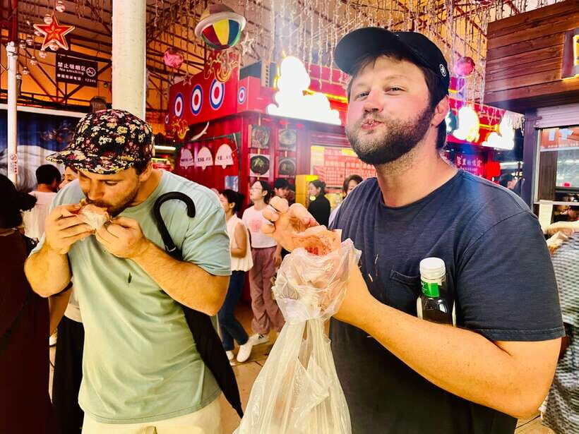Night Market Haggling Adventure with an English Guide! - Your English Guide Is the Secret Weapon for Real Bargaining