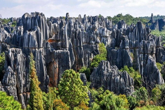 One day Stone Forest and Nuohei Yi Village Tour - Key points at a glance