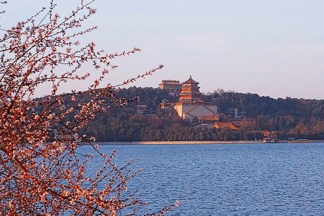 One way private transfer between Beijing railway station and downtown Beijing - Finding Your Driver Without the Guesswork