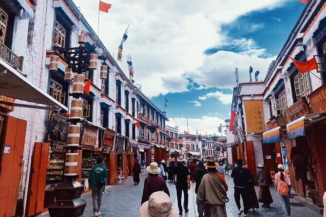 Panorama Multi Day Tour in Tibet - Day 6 and Day 7: Yamdrok Yumtso and the westward push to Tingri