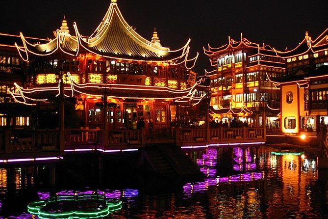 Peking Duck Dining Experience with Amazing Shanghai Night Lights - Why this Peking Duck night works in Shanghai