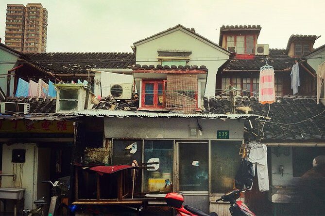 Private 2-Hour Shanghai Lanes and Alleyways Walking Tour - Price and time: why $123.08 for 2 hours can still feel fair