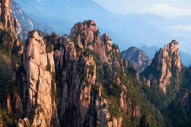 Private 4-Day Tour to Mount Huangshan, Hongcun and Tangyue with Accommodation - Key highlights worth your attention