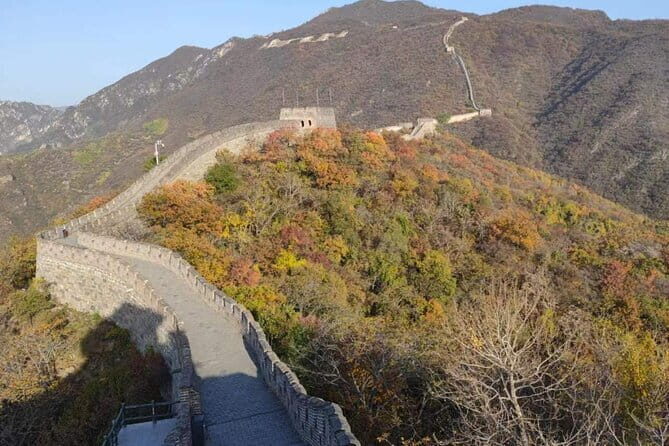 Private Badaling Great Wall Night Tour with English Driver - Photography tips for illuminated ramparts (without turning it into chaos)