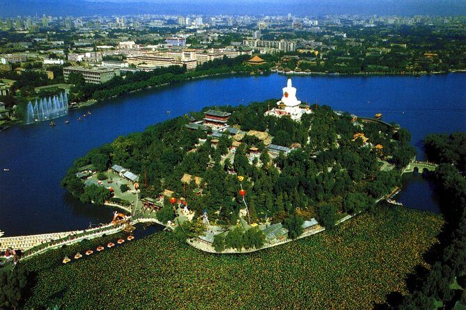 Private Beijing Jingshan Hill, Beihai, and Hutongs with Imperial Lunch/Dinner - Jingshan Park and Hill: Your Shortcut to Classic Beijing Views