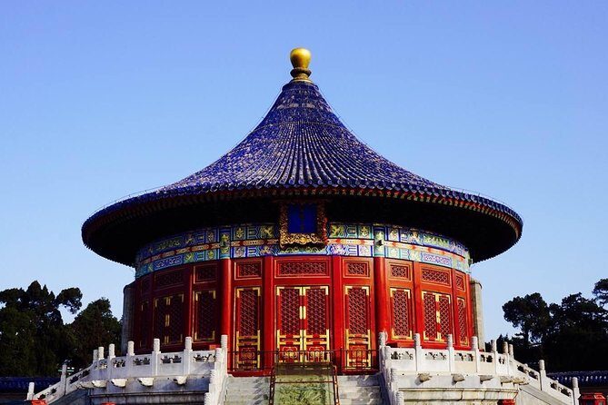 Private City Tour of Beijing including Lunch - Lunch and the silk detour: small breaks that matter in a long day