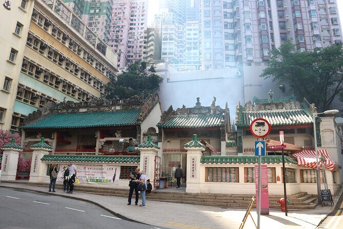Private custom tour of Hong Kong - 3 hours - Entering Hong Kong by Walking, Not Staring