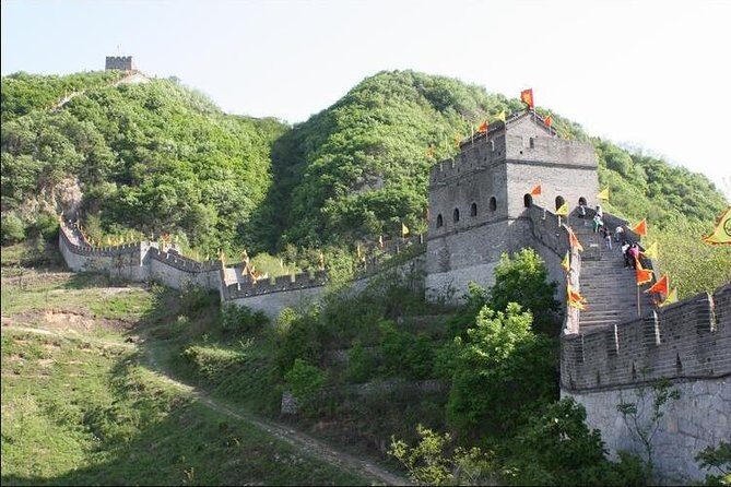 Private Dandong City Day Tour:Hushan Great Wall,Yalu River Broken Bridge,Border - Lunch, Andong food market, and a pause that actually helps