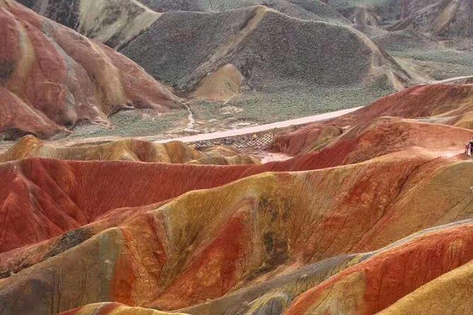 Private Day Tour: Horse Hoof Temple Grottoes and Zhangye Danxia Landform - Zhangye’s Hexi Corridor in one day: Mati Si and Danxia together