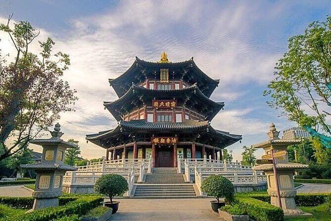 Private Day Tour: Suzhou Incredible Highlights from Shanghai by Car or Train - Suzhou in a single day: what the private format changes