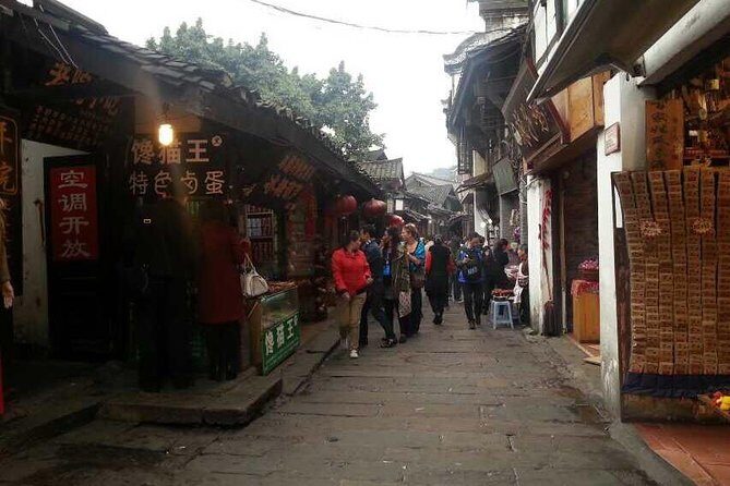Private Day Tour to Ciqikou, Liziba, Jiefangbei etc. in Chongqing - Private pickup plus a tight route: why this tour works