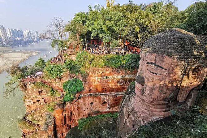 Private Day Tour to Leshan Grand Buddha from Chengdu - The left-side trail to the base: where the Buddha feels close