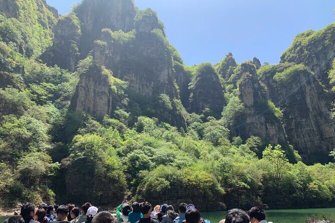 Private Day Tour to Longqing Gorge and Dingling at the Ming Tombs with Lunch and Boat Ride - What to Notice at Dingling: Thones, Replica Caskets, and Ritual Power