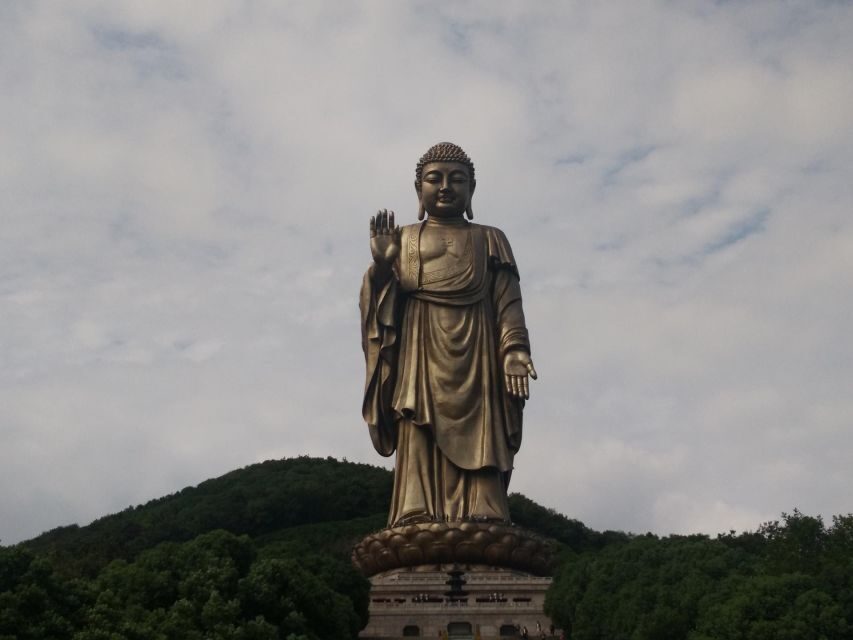 Private Day Tour to Wuxi Lingshan Grand Buddha and Tai Lake - How the Shanghai-to-Wuxi day actually flows