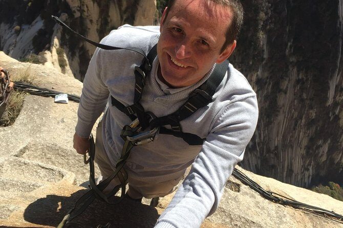 Private Day Trip to Mount Hua from Xi'an with English Driver - Cable Car Strategy: Getting the Best Route Without Guessing