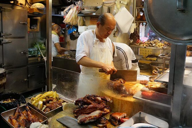 Private Food Tour: Hong Kong Island - Seafood Street and Kai Fat Tea: Learning the Sweet and Tonics Side of Cantonese Life