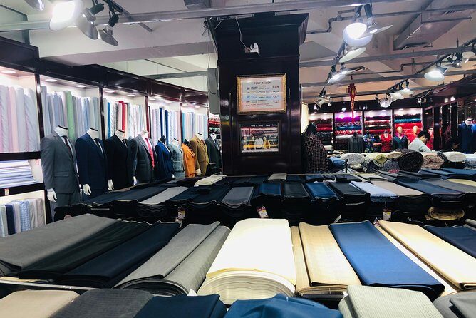 Private Full Day Beijing Shopping Tour - Jingkelong Shopping Square supermarket: buy food gifts that feel real