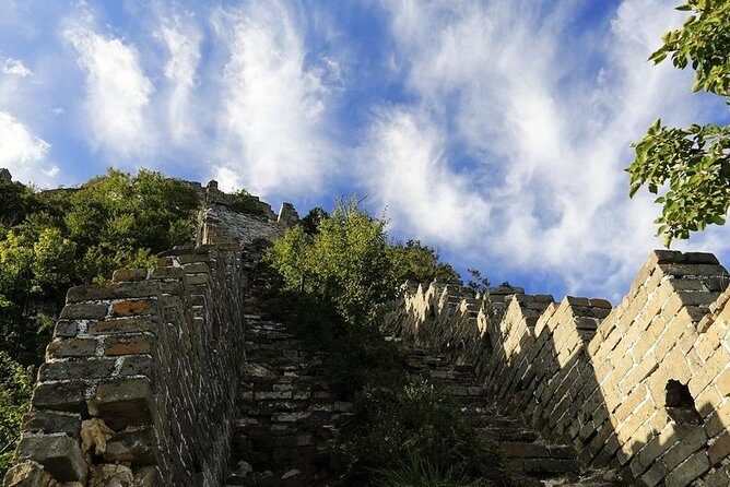 Private Great Wall Hiking from Jiankou to Mutianyu - Guides you might meet, and what to ask them on the wall